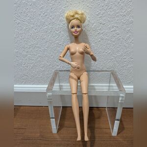 Articulated barbie doll Body 2015 Head 2013